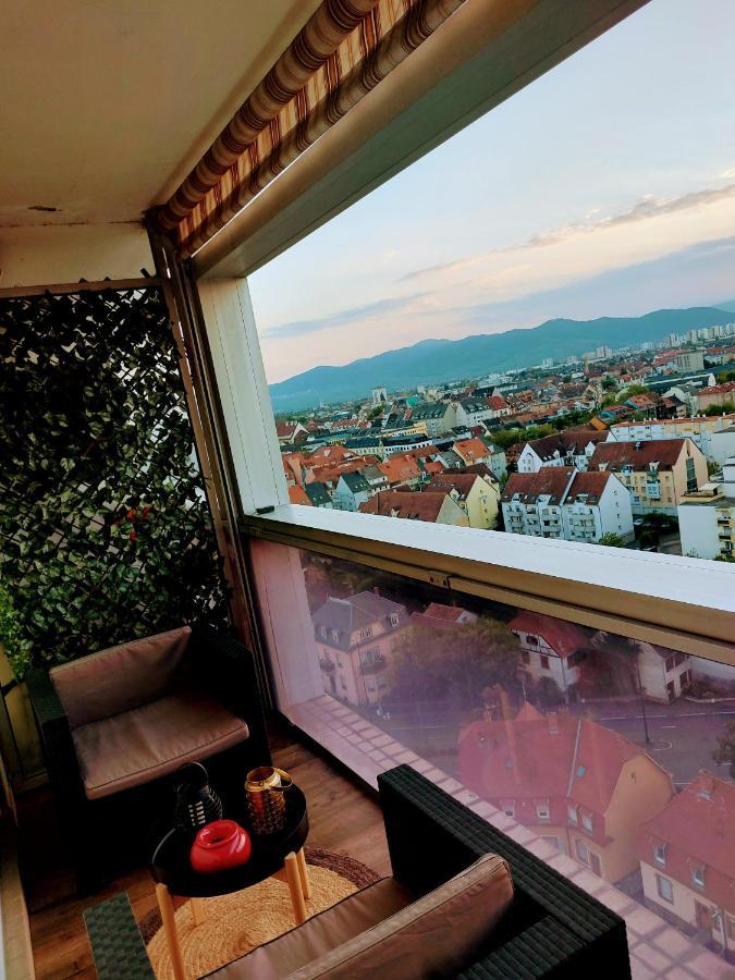 Superbe Appartement Colmar Avec Vue Et Jacuzzi Exterior foto